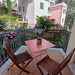 Forti Genova-free Parking Castellaccio Appartamento