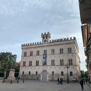 Remolari 20-piazza Mazzini View Appartamento
